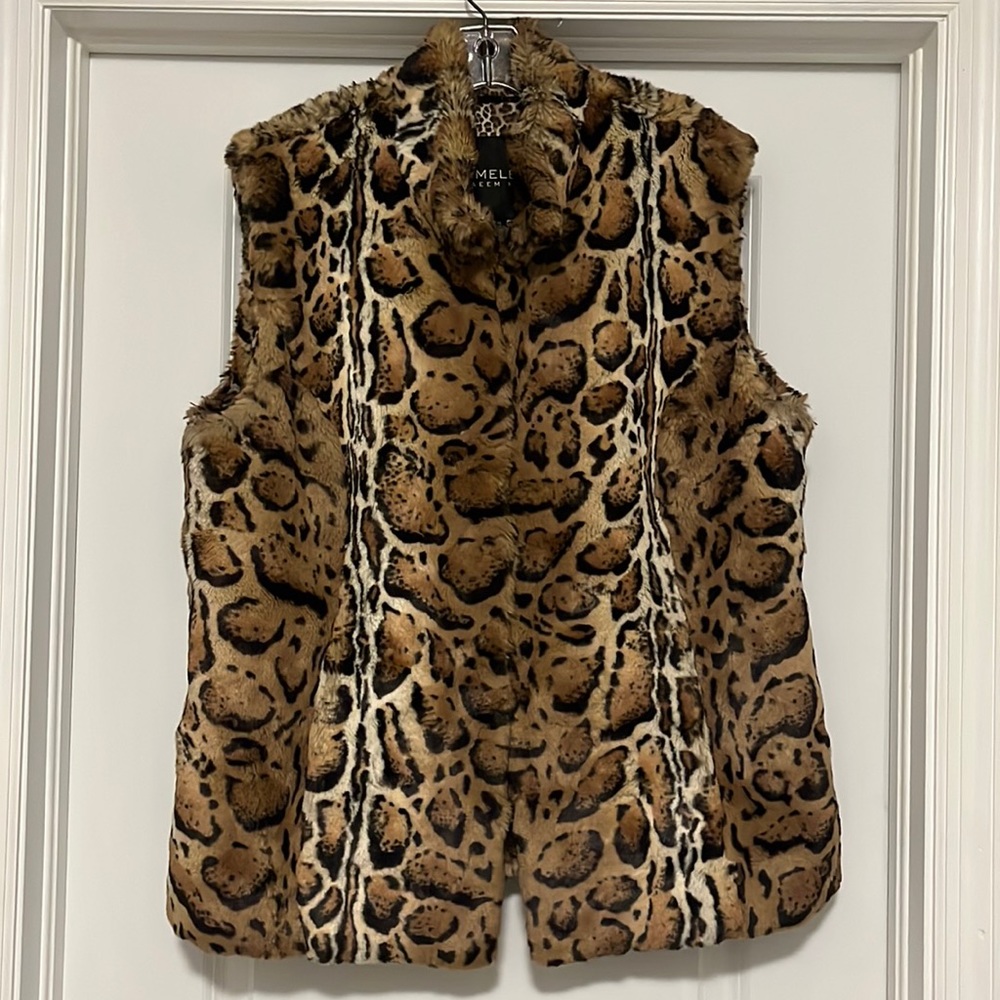 Need Kahn Faux Fur Vest, Timeless